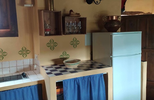 Algarinejo Apartment | Cozy apartment with fireplace and jacuzzi