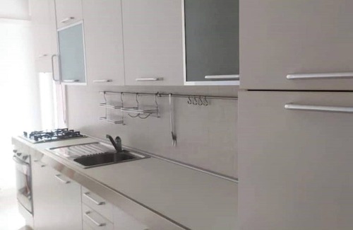 Policoro Apartment | Cozy apartment 4 minutes from the sea with a view of the city.