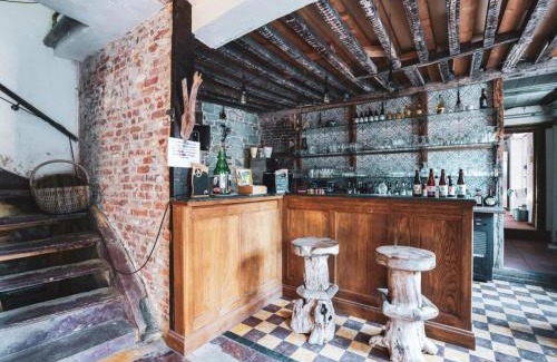 Aywaille House | Cozy Apartment in a 16th Century Castle, cleaning included