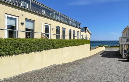 Sandkaas Apartment | Cozy Apartment In Allinge With Wifi