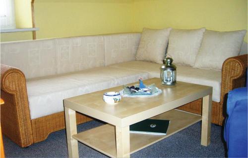 Hohwacht Apartment | Cozy Apartment In Hohwacht With Kitchen