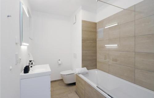 Lembruch Apartment | Cozy Apartment In Lembruchdümmer See