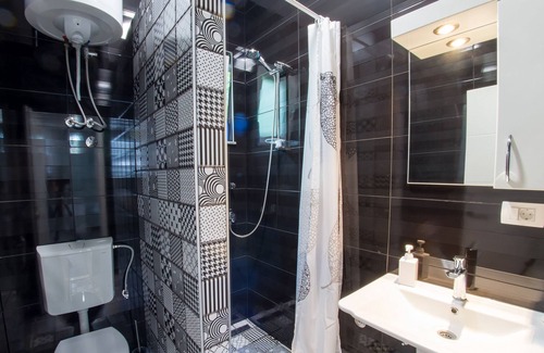 Mostar Old Town Apartment | Cozy apartment in Old Town with parking