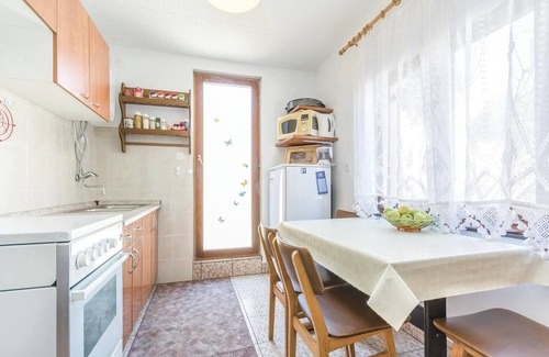 Pavicini Apartment | Cozy apartment in Pavicini with WiFi