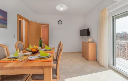 Cesarica Apartment | Cozy Apartment In Ribarica - Karlobag