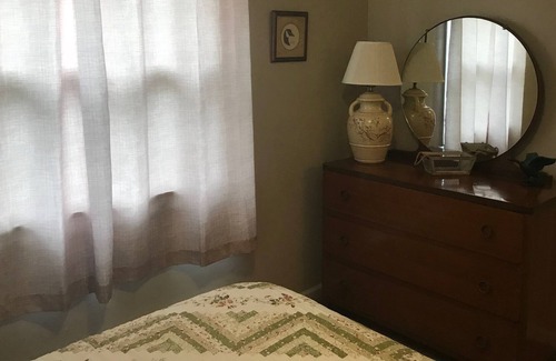 Niles Apartment | Cozy Apartment, Just 10 Minutes From Notre Dame!