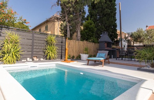 Kastel Kambelovac Apartment | Cozy apartment RoMa with private swimming pool and garden