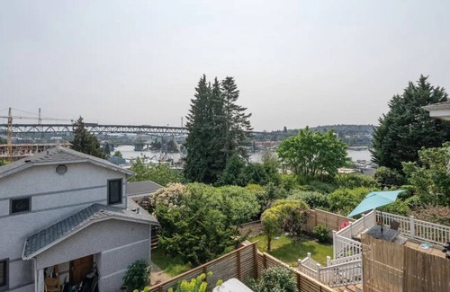 Wallingford Apartment | Cozy APT close to UW and Water