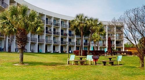 Fort Walton Beach Apartment | Cozy Bayfront Condo
