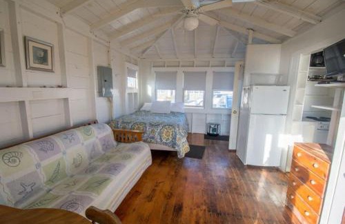 North Truro House | Cozy Beach Bungalow