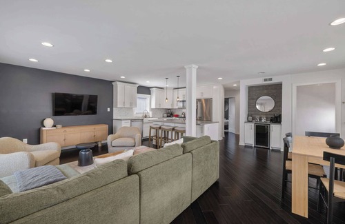 Birmingham House | Cozy, Beautiful Birmingham 4BR/2BA Getaway!