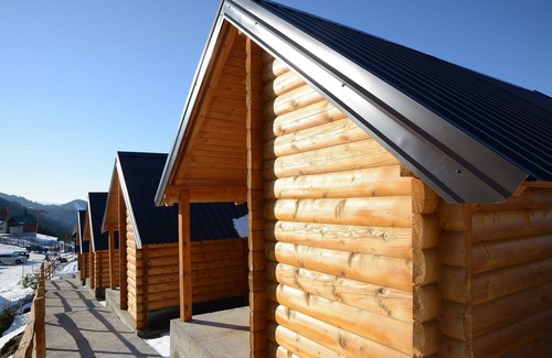 Montenegro House | Cozy Berane Stay - Comfort Cottage with balcony 1