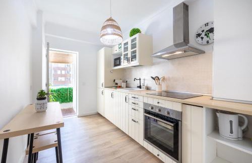 Sao Pedro Apartment | COZY BOHO HOUSE, Elegance & Comfort in Faro Center