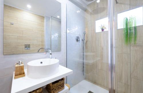 Sao Pedro Apartment | COZY BOHO HOUSE, Elegance & Comfort in Faro Center