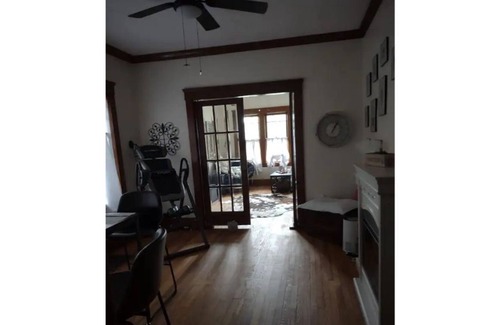 Lorain Condo | Cozy Brick Bungalow off Broadway