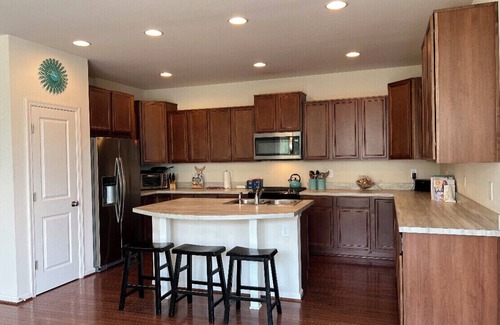 Long Neck Villa | Cozy, bright and spacious new villa in The Peninsula- 5 star gated community