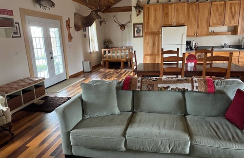 Maysville Other | Cozy Bunkhouse nestled on a 200 acre Private Horse Ranch