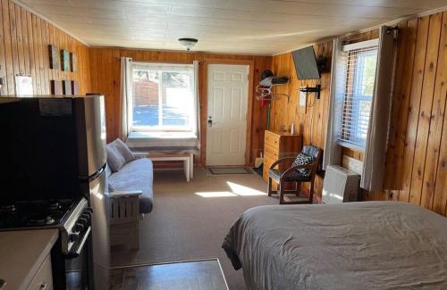 South Fork Apartment | Cozy cabin #2 at Aspen Ridge Cabins