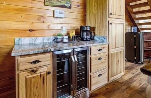 Sevierville Cabin | Cozy Cabin in the Smokies