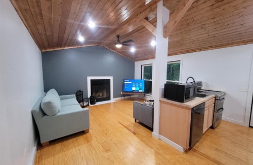 Byrdstown House | Cozy Cabin Near Dale Hollow Lake