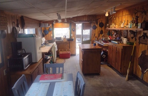 Manton Cabin | Cozy cabin on the river!