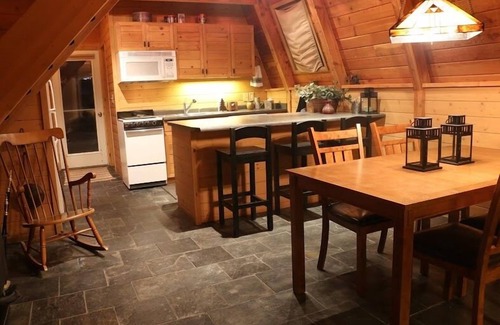 Tollgate Canyon Cabin | Cozy Cabin/Park City/Wooded mountain area with spectacular views