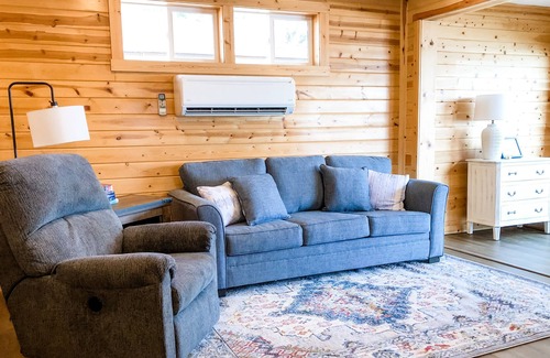 Osakis Cabin | Cozy Cabin Retreat on Lake Osakis minutes from Alexandria