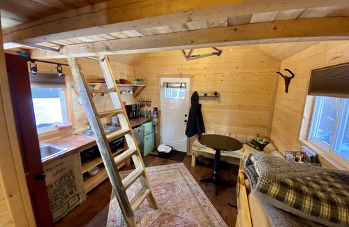 Whitefish Cabin | Cozy Cabin Trailside To The Whitefish Trail