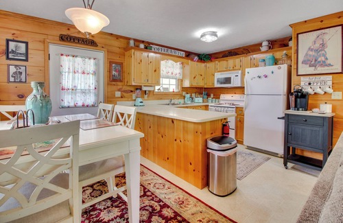 Byrdstown Cabin | Cozy Cabin w/Grill & Fire Pit By Dale Hollow Lake