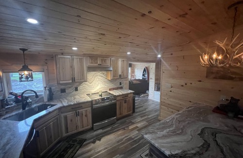 Broadalbin Cabin | Cozy cabin with 165ft private beach area - on The Great Sacandaga Lake.