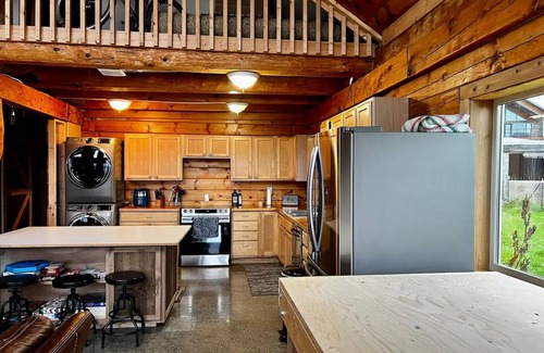 Homer Cabin | Cozy Cabin with Amazing Viewsnn