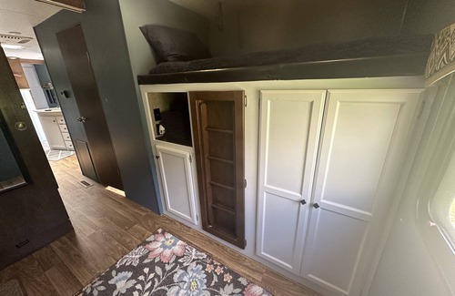 Lakeland House | Cozy Camper for Rent