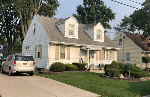 Lewiston House | Cozy Cape Cod house in beautiful Village of Lewiston, NY near the Niagara River