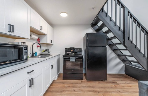 Ocean Shores Ski Chalet | Cozy Chalet in Ocean Shores located within steps from the beach