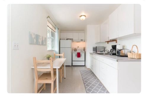 Kent Apartment | Cozy, Charming & Central in Kent