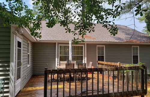 Aiken House | Cozy Cheerful vacation Home with pool & Recreation