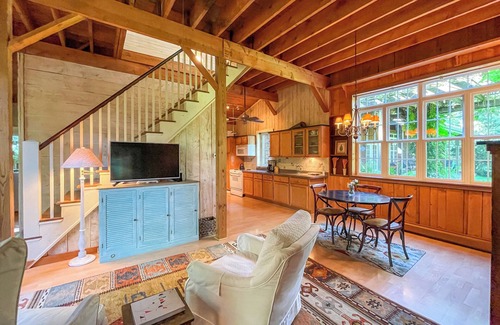 Chautauqua Other | Cozy CHQ Farmhouse Escape by Stream & Cabin - 2.8mi to Main Gate, sleeps 12!