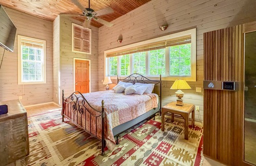 Chautauqua Other | Cozy CHQ Farmhouse Escape by Stream & Cabin - 2.8mi to Main Gate, sleeps 12!