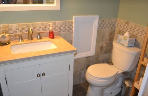 Huntington Apartment | Cozy, Clean Private Studio - 1 Hour To NYC Or Hamptons