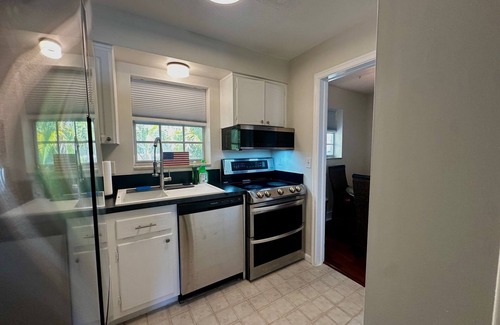 North Palm Beach Apartment | Cozy Coastal Getaway/Short walk to Intracoastal/Pool Access.