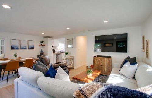 Coeur d'Alene House | Cozy Coeur dAlene Getaway with Fire Pit, Near Dtwn