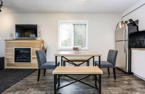 Collingwood House | Cozy Collingwood Retreat 80204