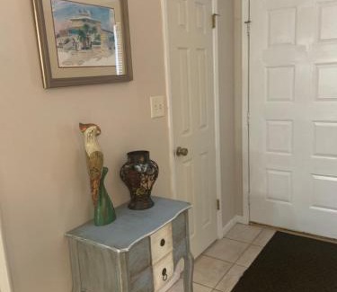 Scenic Heights House | Cozy comfortable & convenient