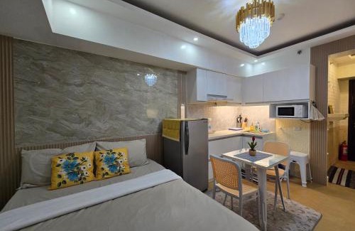 Poblacion District Apartment | Cozy Condo at Avida Towers Davao
