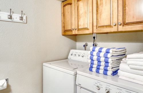 Alpine Meadows Condo | Cozy condo close to ski area with wood-burning stove and remodeled kitchen.