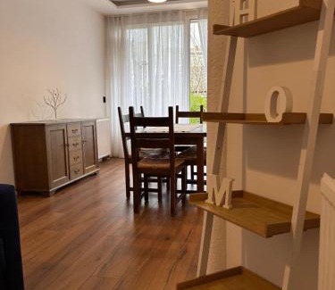 Charlois Apartment | Cozy Corner in Rotterdam