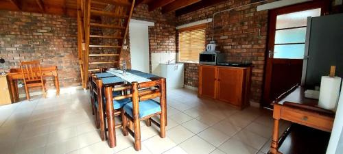 Bloubergstrand Apartment | Cozy Cottage +/- 500m from the beach