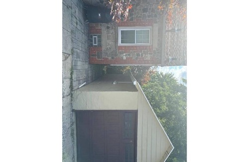 Mansfield House | Cozy Cottage Close to Downtown