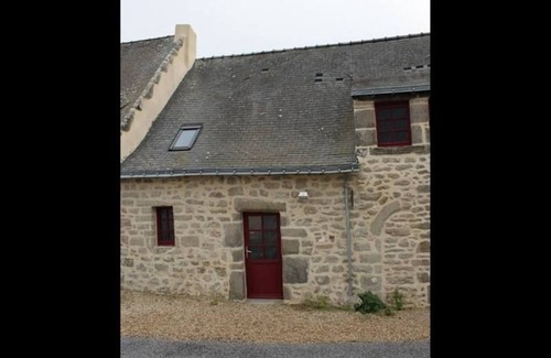Clis Cottage | Cozy cottage in Guérande with quiet terrace
