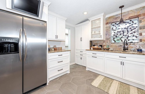 Garden Oaks House | Cozy Cottage in Oak Forest